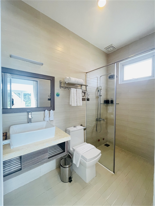 Villa 04 Phòng Ngủ Hướng Hồ
